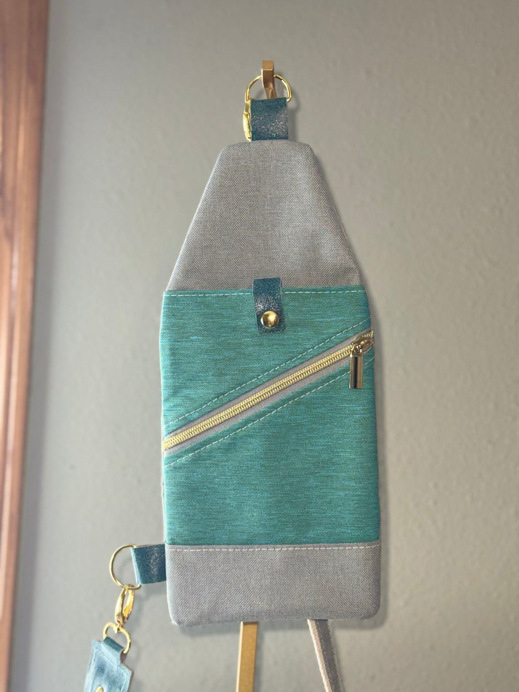 Mini Traveler Crossbody Pouch