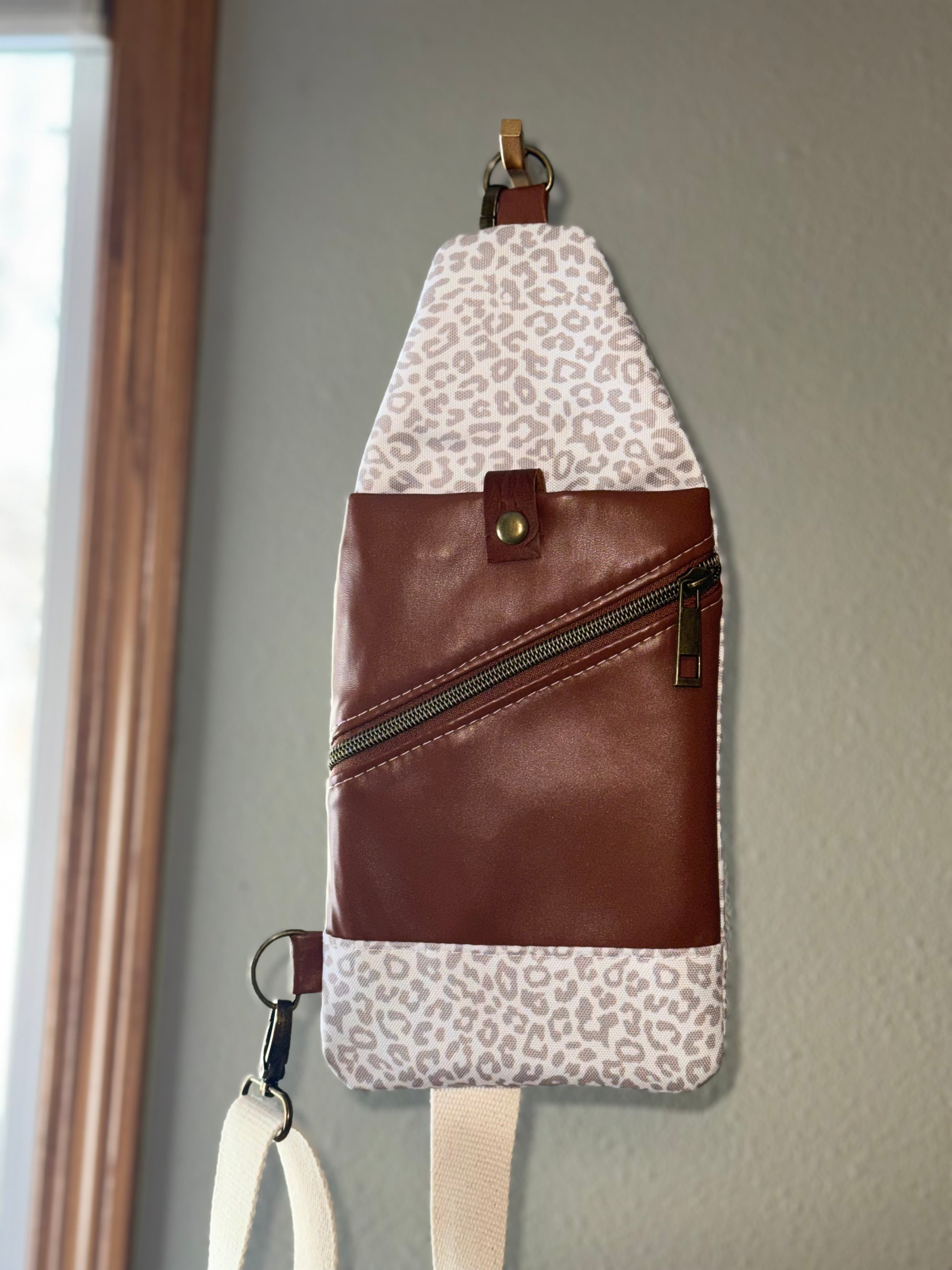 Mini Traveler Crossbody Pouch