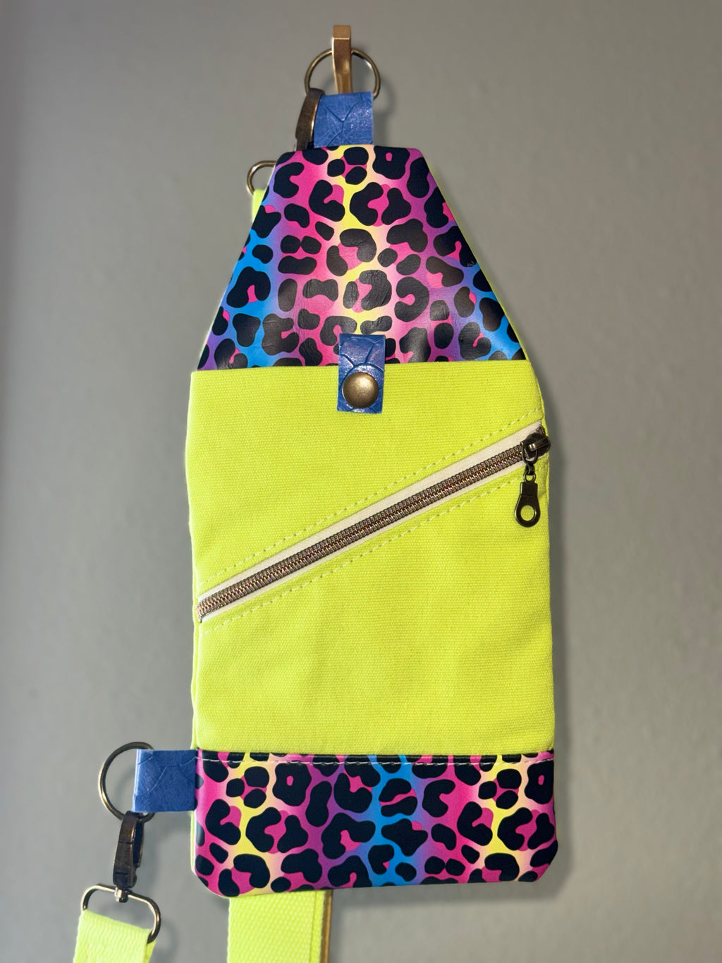Mini Traveler Crossbody Pouch