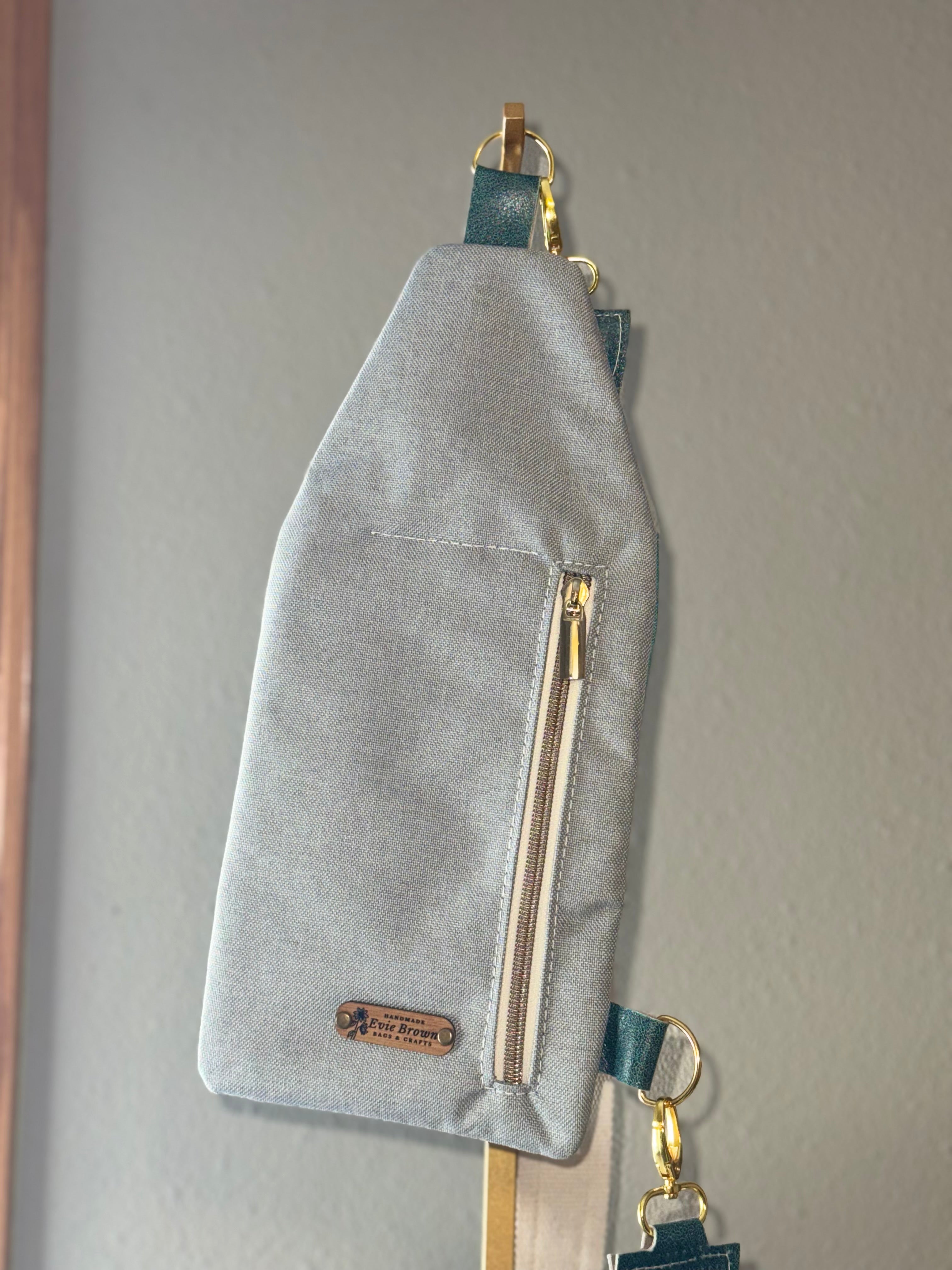 Mini Traveler Crossbody Pouch