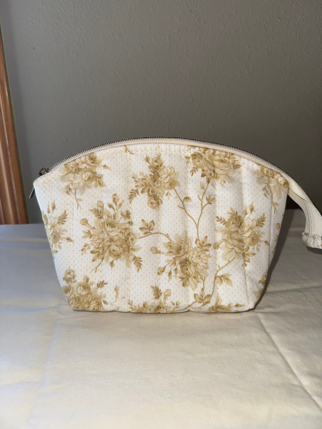 Domed Pouch