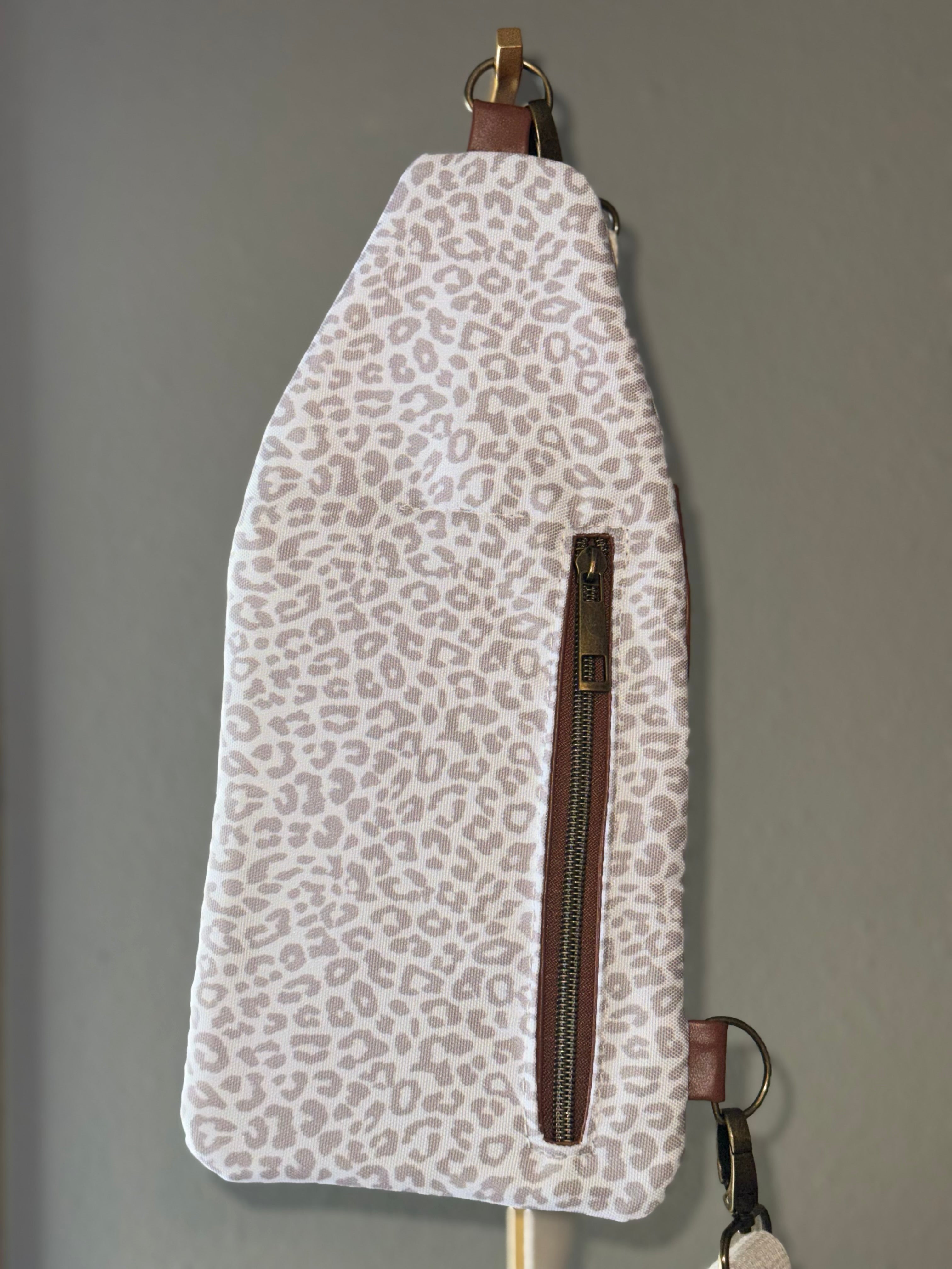 Mini Traveler Crossbody Pouch