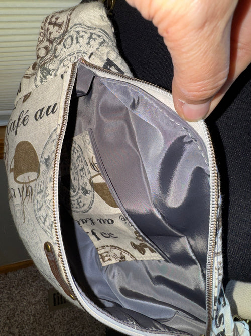 Core Belt Bag