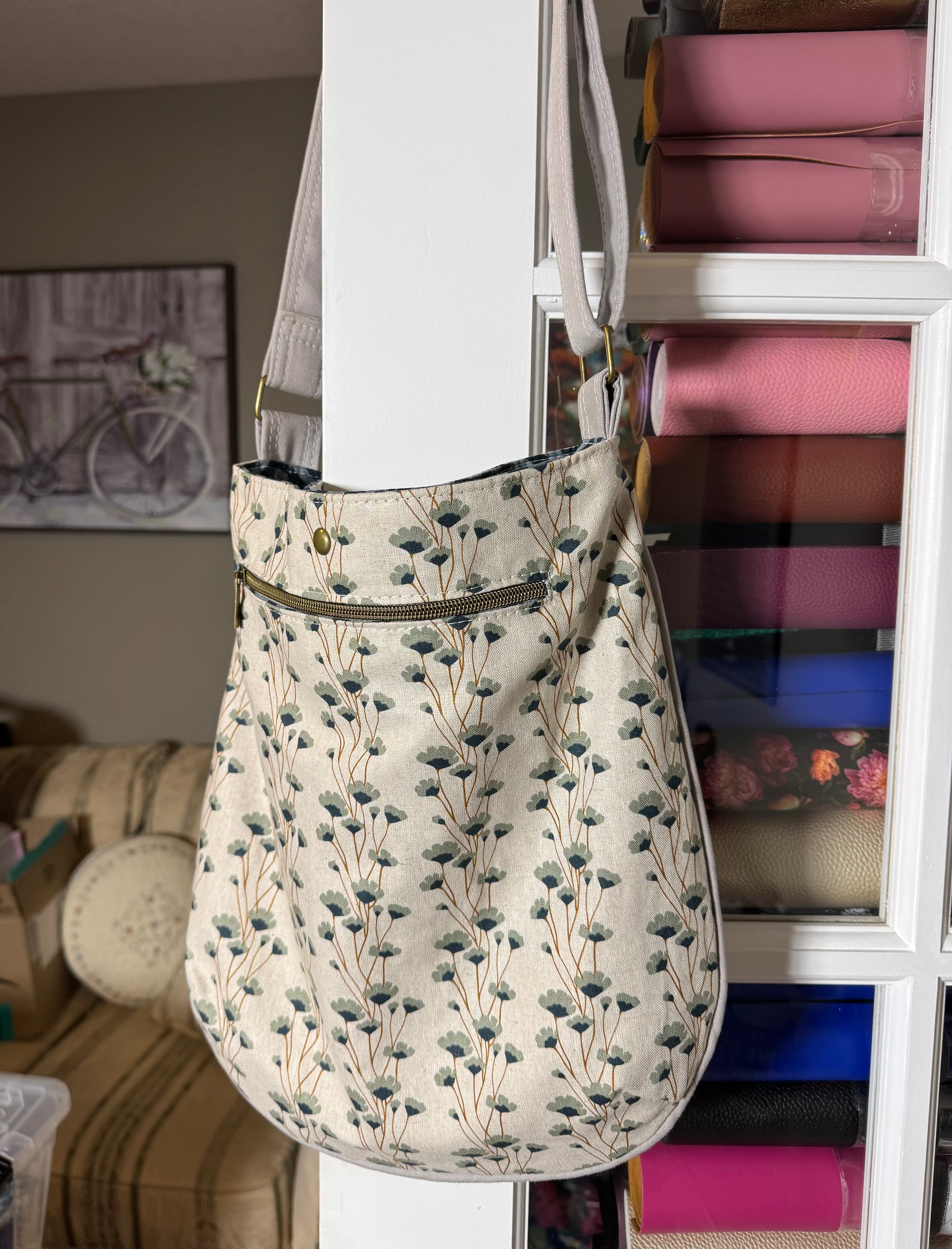 Trail Tote Crossbody - Large